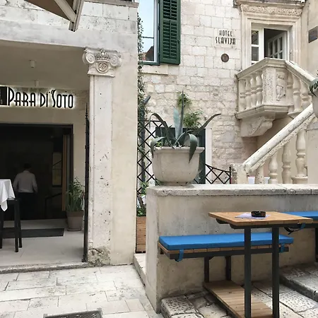 Slavija Culture Heritage Hotel 4*