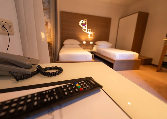 Slavija Culture Heritage Hotel 4*