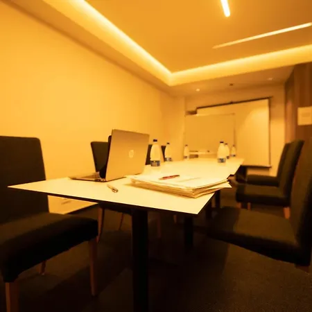 Hotel Slavija Culture Heritage 4*