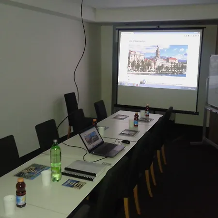 מלון Slavija Culture Heritage