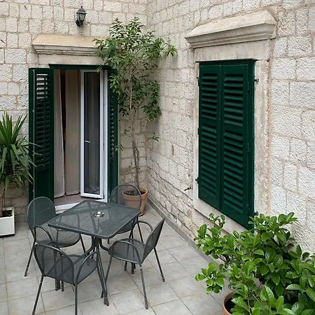 فندق Slavija Culture Heritage 4*