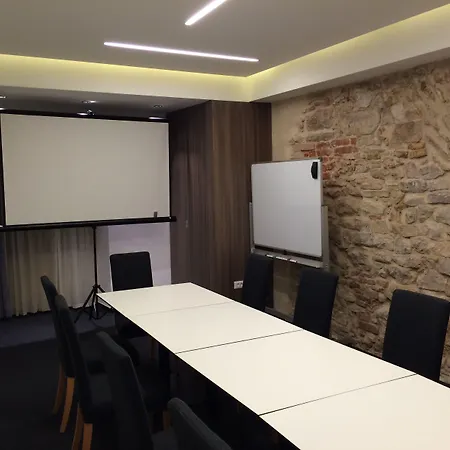 Slavija Culture Heritage Hotel 4*