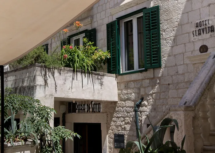 Ξενοδοχείο Slavija Culture Heritage 4*