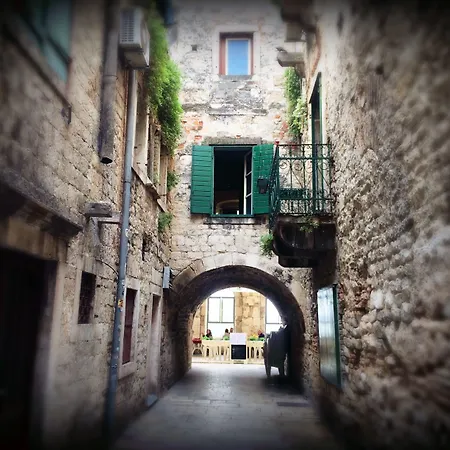 Slavija Culture Heritage Отель 4*