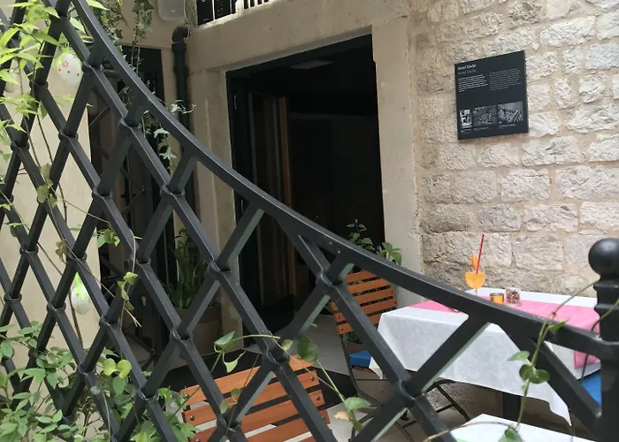 Slavija Culture Heritage 酒店