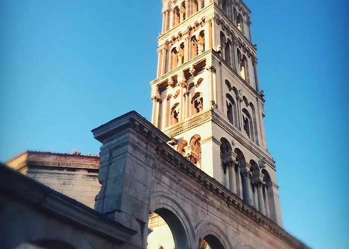 Slavija Culture Heritage 酒店 4*